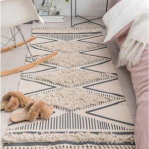 27"x63" Hand-Tufted Ivory Black Chevron Diamond Woven Tassel Area Rug Carpet